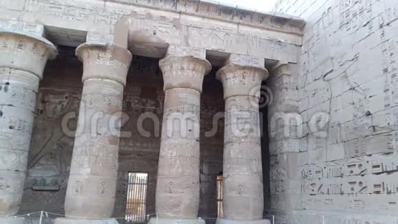 美丽的麦地那哈布古寺埃及卢克索视频的预览图