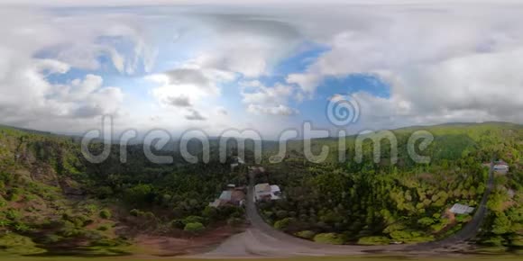 山区景观农田和村庄巴厘岛印度尼西亚vr360视频的预览图