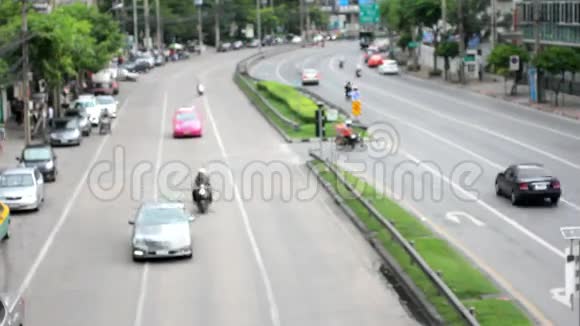 泰国曼谷的公路交通高清模糊的视频的预览图