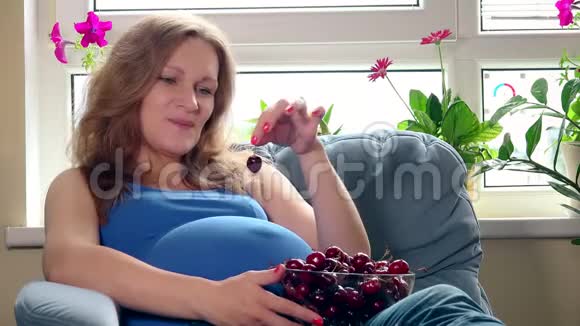 第九孕月健康营养视频的预览图