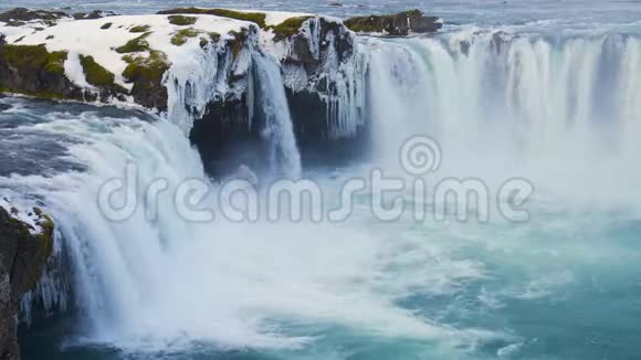冰岛的瀑布自然景观视频的预览图
