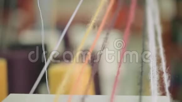 针织厂机器视频的预览图