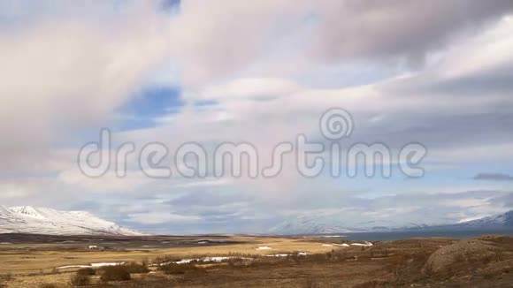 冰岛北部令人印象深刻的景观时间流逝视频的预览图