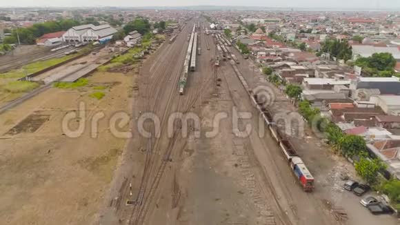 印尼泗水火车站视频的预览图