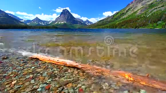 两药湖冰川国家公园视频的预览图