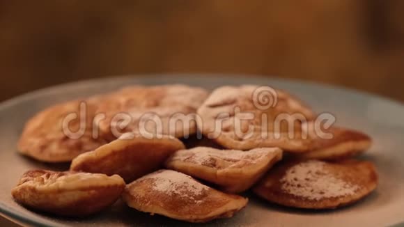 荷兰小煎饼视频的预览图
