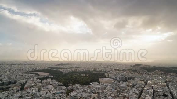 雅典和卫城从利卡贝图斯山的景色视频的预览图