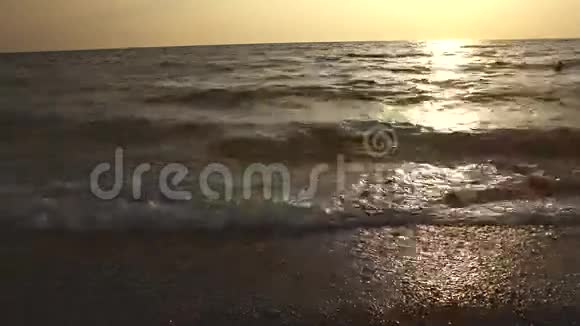 日落时分出海视频的预览图