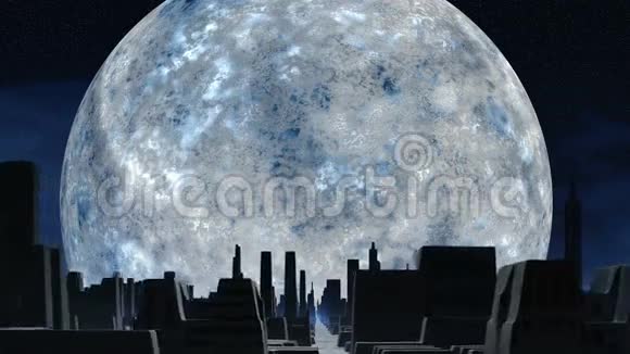 巨大的银月和外星人之城视频的预览图