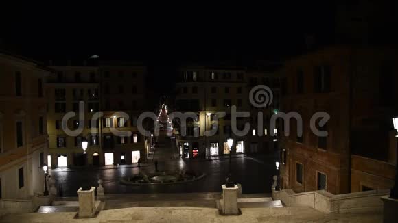 特里尼塔迪蒙蒂教堂西班牙台阶和西班牙广场视频的预览图