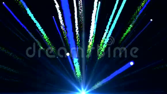 无缝动画抽象的彩色蓝光和烟花射向天空和闪亮的粒子轨迹元素在bl视频的预览图