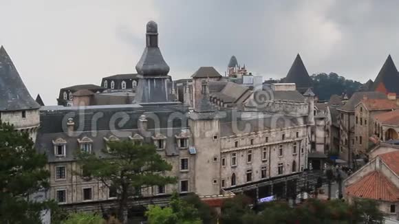 法国街上的传统房子视频的预览图