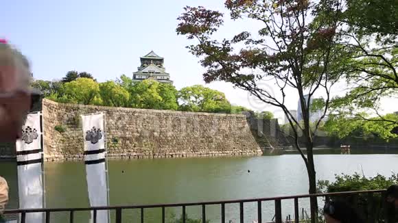大阪城堡游客视频的预览图