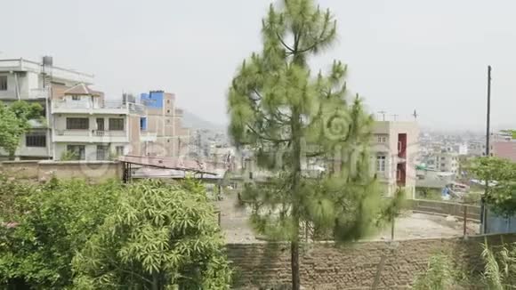 尼泊尔加德满都亚洲城市的建筑物视频的预览图