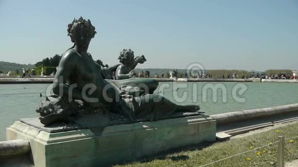 凡尔赛喷泉和雕塑法国视频的预览图