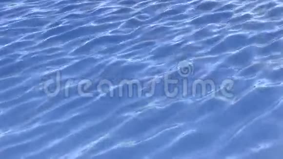 蔚蓝大海的巨浪视频的预览图