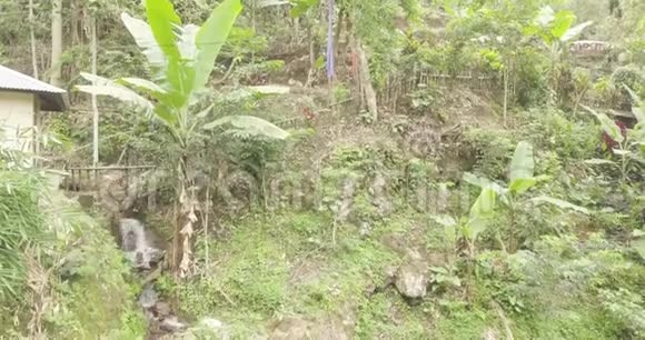 美丽的瀑布希望巴厘岛印度尼西亚4k视频视频的预览图