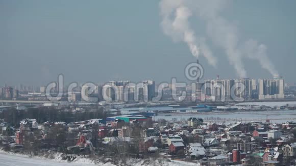 冬季圣彼得堡的景色视频的预览图