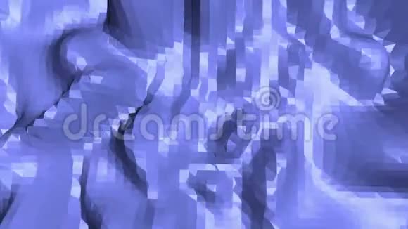 蓝色低聚波动表面作为迷幻背景蓝色多边形几何振动环境或脉动视频的预览图