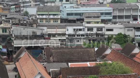 曼谷市中心从黄金山俯瞰视频的预览图