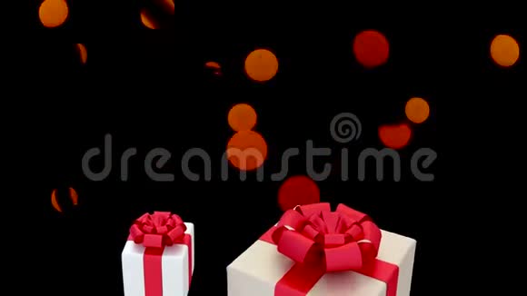 圣诞礼物在白色背景下缓慢移动视频的预览图