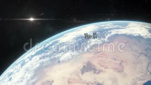 太空船离开地球轨道视频的预览图