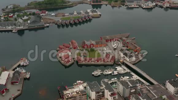市斯沃勒鸟瞰图挪威洛福顿群岛视频的预览图