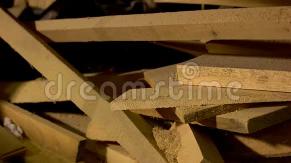 木工背景与木板在车间视频的预览图