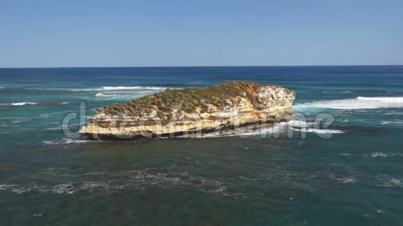 海洋岩石视频的预览图