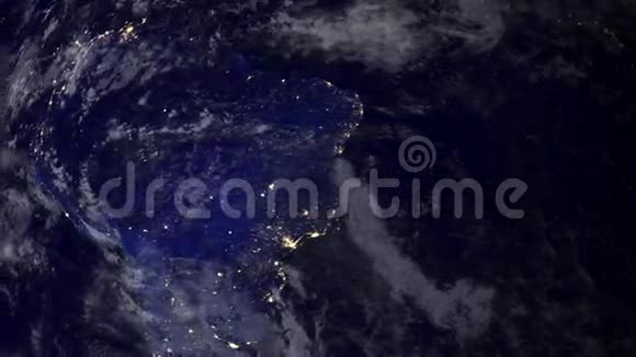 南美洲上空的通信卫星视频的预览图