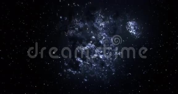 3D太空飞行穿越太空中的冰冷神秘星云视频的预览图