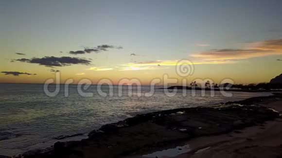 夏威夷瓦胡岛的瓦亚奈日落视频的预览图