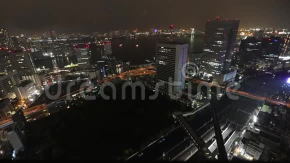 东京城市景观和小田坝天际线视频的预览图