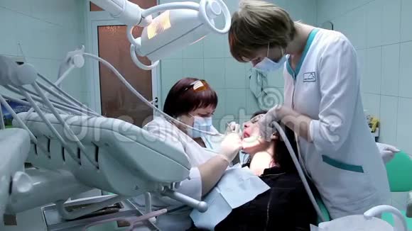 牙科视频的预览图