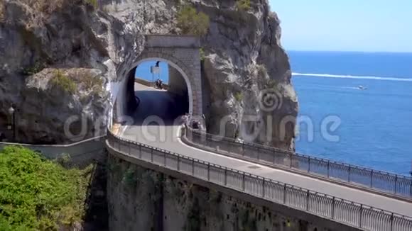 意大利阿马尔菲海岸公路视频的预览图