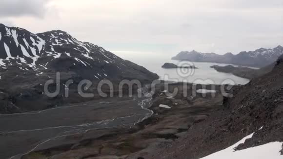 南极洲福克兰群岛雪山全景图视频的预览图