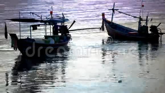 泰国渔民准备出海捕鱼视频的预览图
