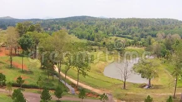 泰国乡村鸟瞰拍摄视频的预览图