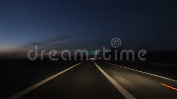 黄昏时分德国高速公路视频的预览图