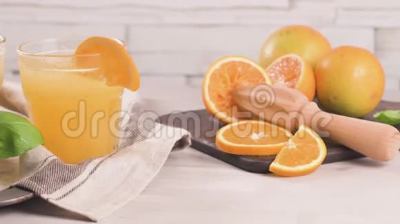 有机橙汁视频的预览图