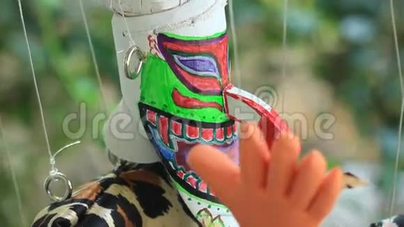 传统泰国弦乐木偶视频的预览图
