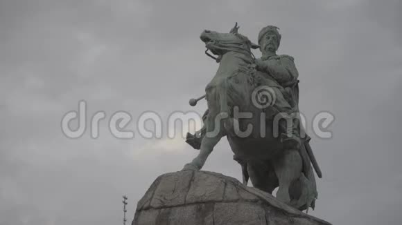 博格丹赫梅尔尼茨基纪念碑基辅乌克兰视频的预览图