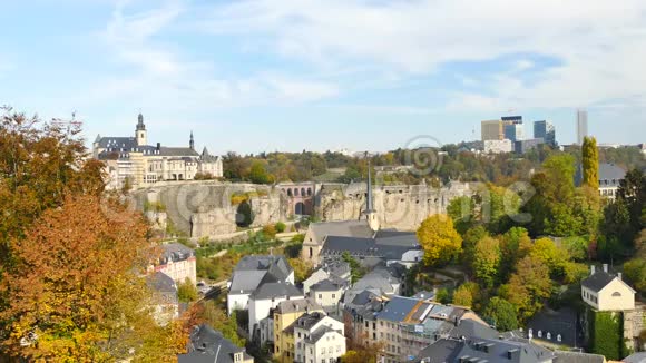 秋天的卢森堡城视频的预览图
