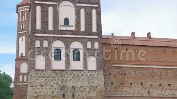 米尔城堡建筑群白俄罗斯视频的预览图