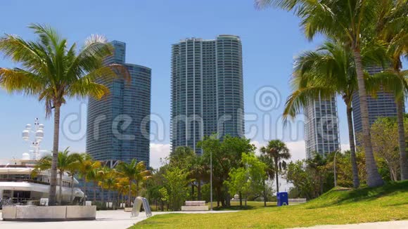 迈阿密市区夏季棕榈公园游艇4k佛罗里达美国视频的预览图