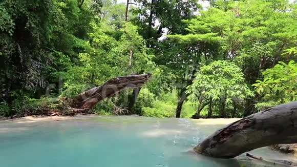 泰国埃拉万国家公园七层瀑布视频的预览图