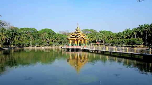 在缅甸仰光的Theingottara公园视频的预览图