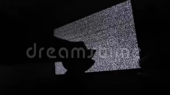 手开关频道无人噪音电视背景信号接收不佳而产生静态噪音的电视屏幕视频的预览图