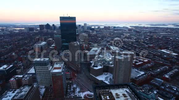 4K超高清波士顿黄昏时分视频的预览图