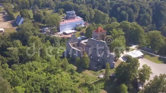 西古达新城堡鸟瞰图视频的预览图